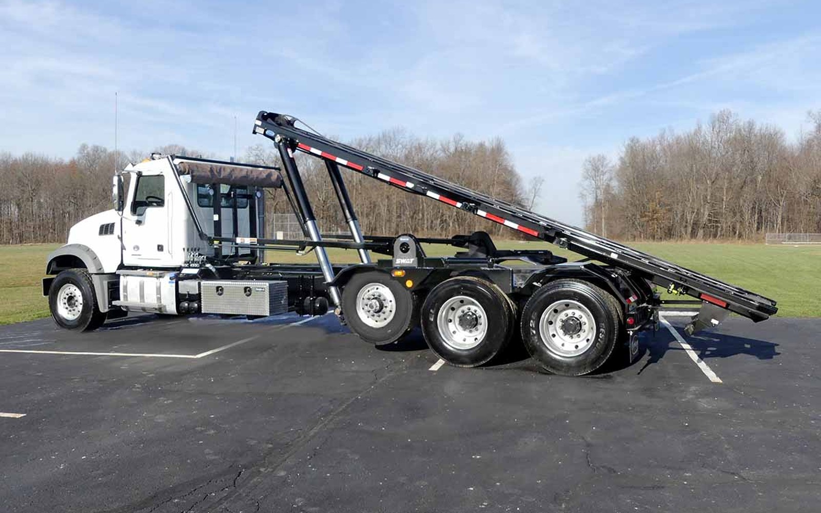 Cable-Hoist Roll-Off
