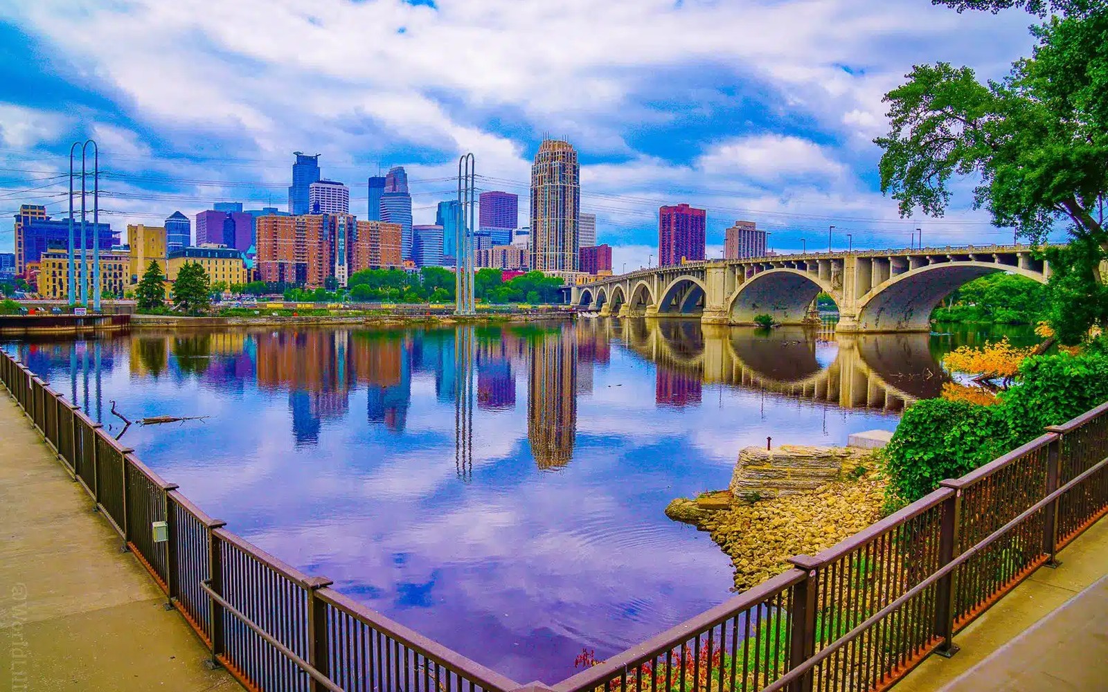 Refuse Truck Financing in Minneapolis, MN