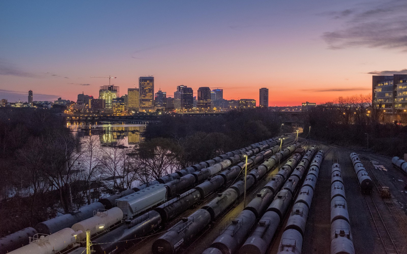 Refuse Truck Financing in Richmond, VA
